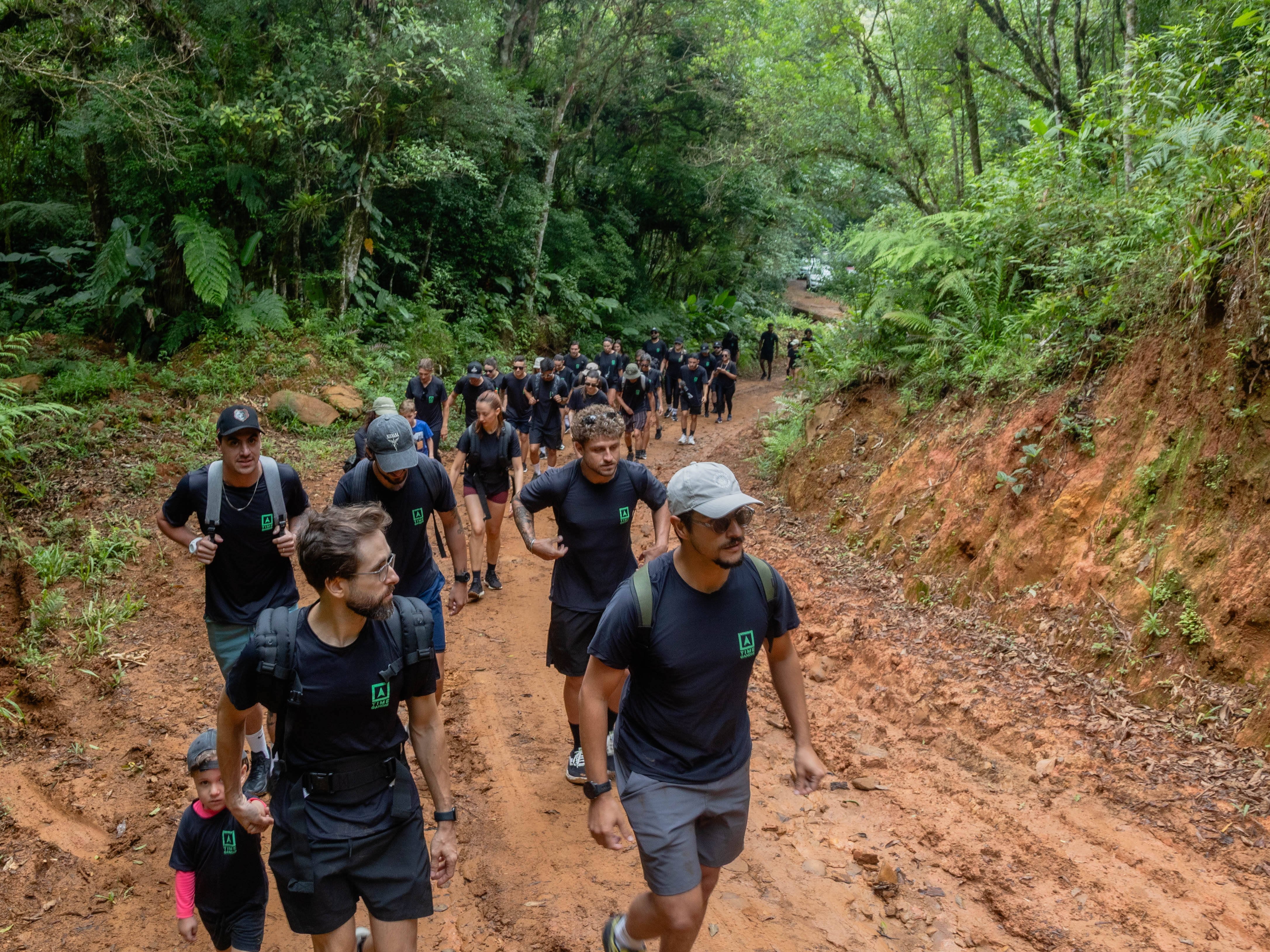 Capa Trilha Cachoeira da Cortina Time Gandhi
